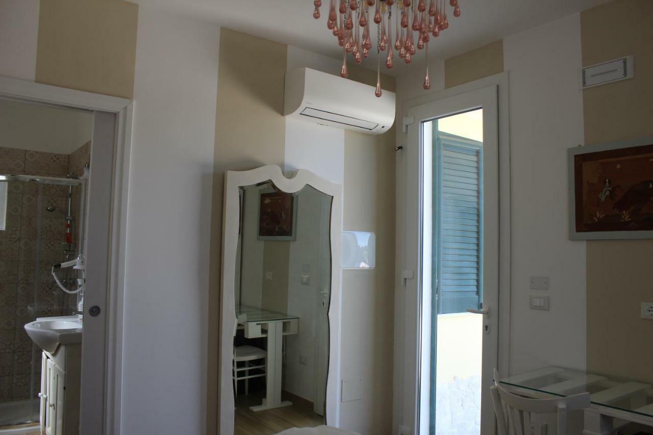 La Lanterna Delle Fate Bed & Breakfast Otranto Exterior photo